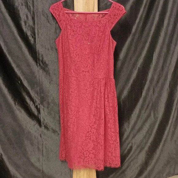 Hot pink with lace material Jessica Simpson size 6 summer dress - Picture 1 of 5